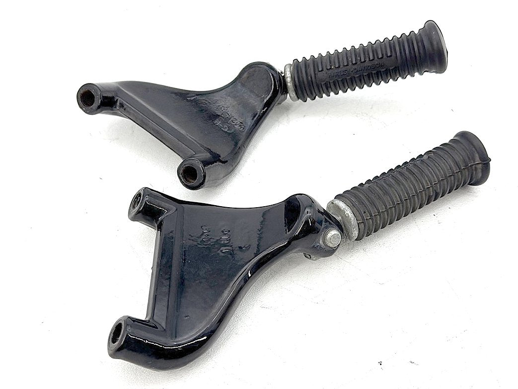 2004 - 2013 Harley-Davidson Sportster 1200 Custom Passenger Left & Right Foot Pegs 49314-04