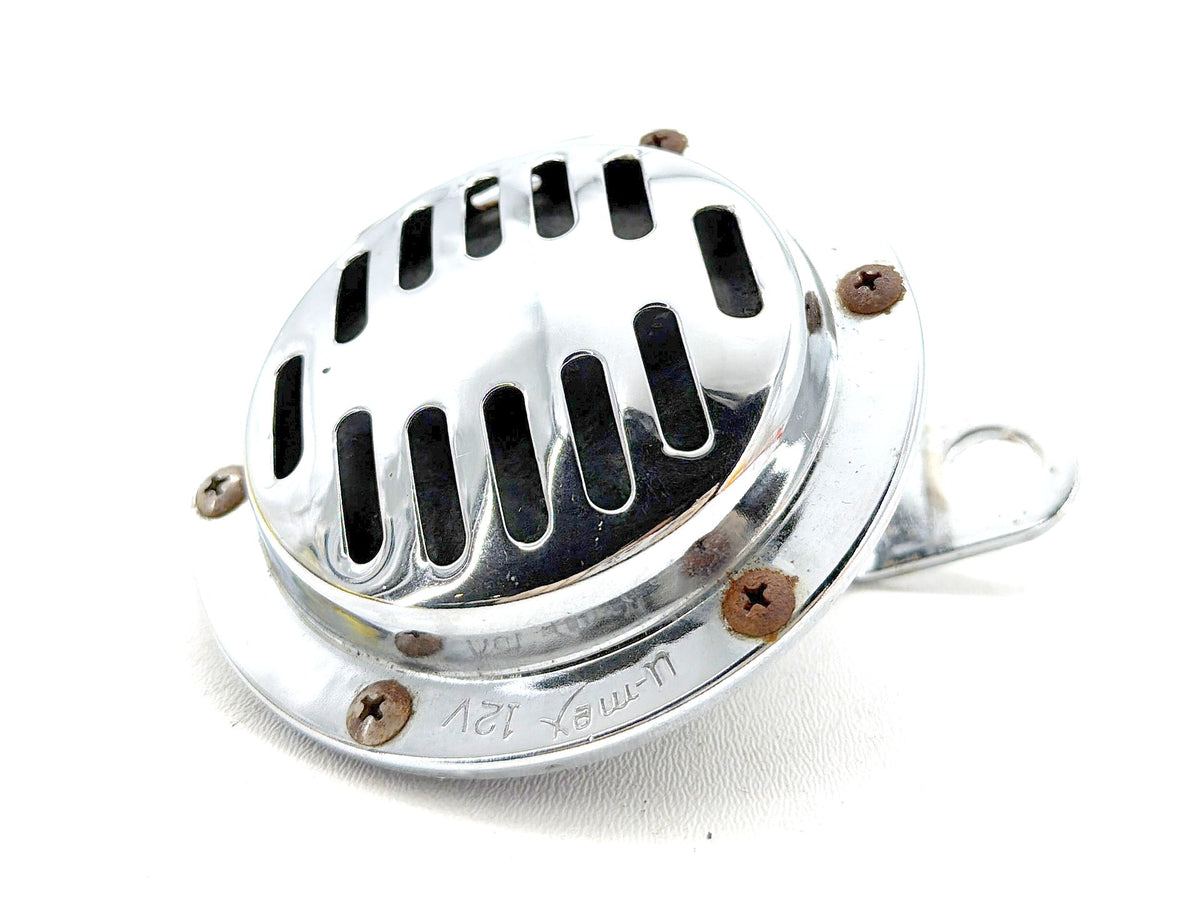 1994 Harley Softail Custom FXSTC OEM Horn Signal Klaxon Chrome Cover