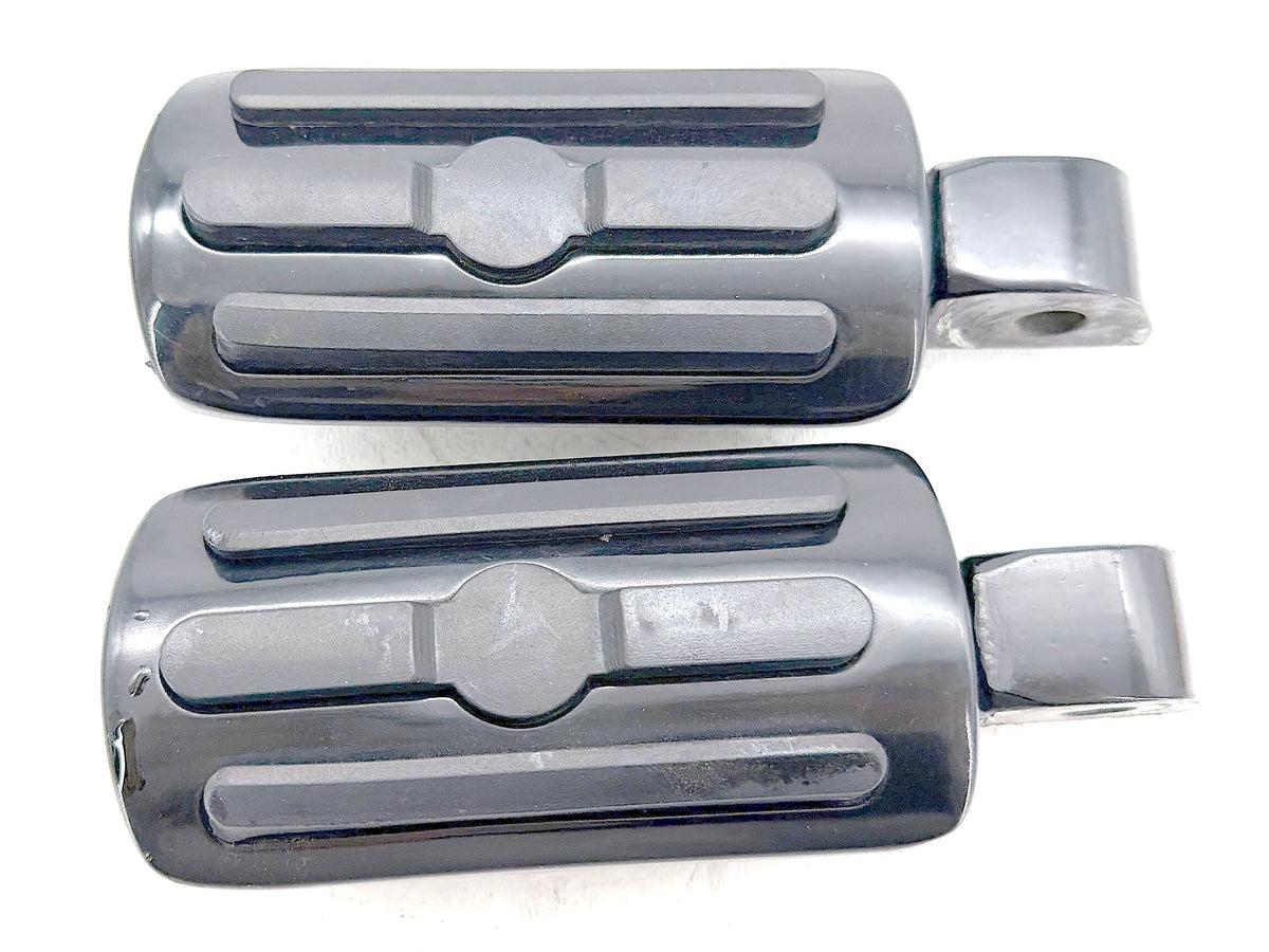 2020 Harley Softail Standard FXST OEM Left & Right Step Foot Rest Pegs