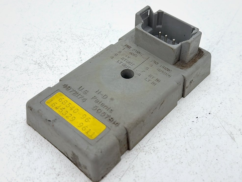 1986 - 1998 Harley-Davidson Softail Heritage Classic Turn Signal Computer Module TSM 68540-96