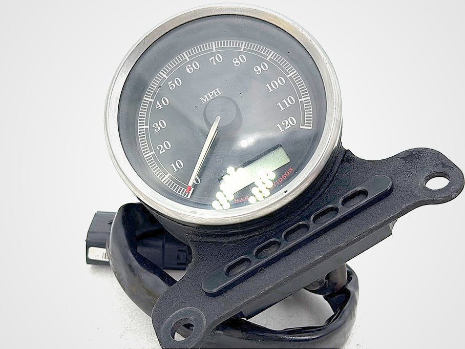 2009 Harley Sportster 883 XL883L OEM Speedo Speedometer Gauge Cluster 21K