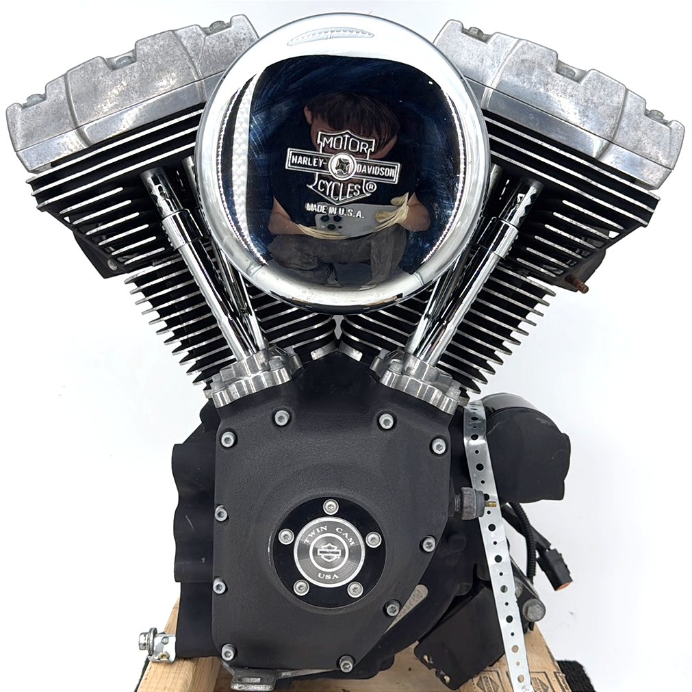 2006 - 2017 Harley-Davidson Dyna Street Bob EFI Twin Cam 88 Engine Motor 19587-06