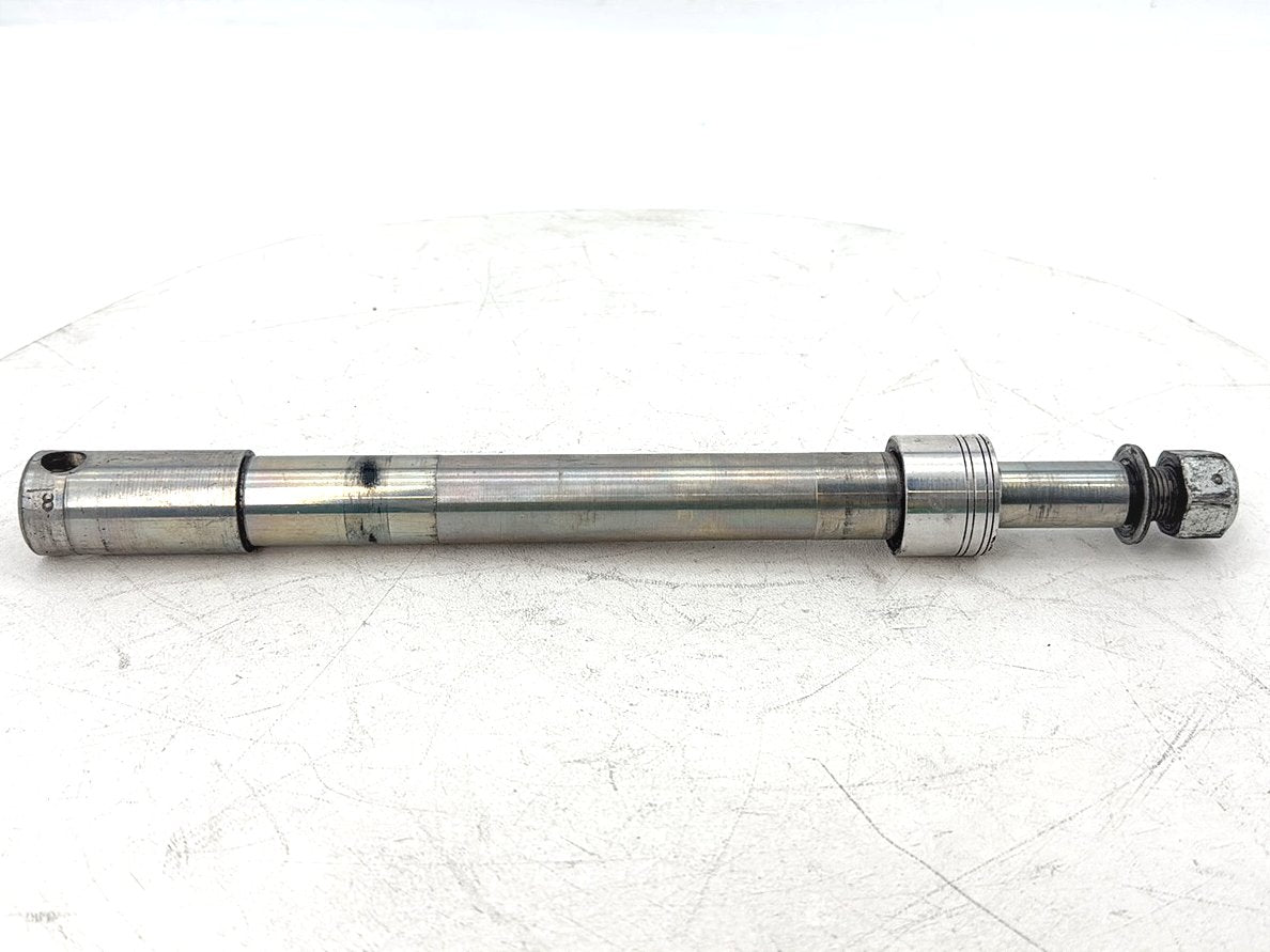 2007 - 2016 Harley-Davidson Touring Electra Glide Ultra Front Wheel Axle Bolt Shaft