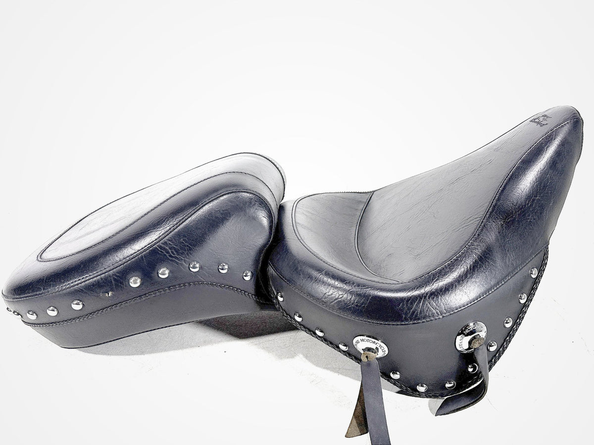 01 Harley Heritage Softail Classic Passenger Rider Driver Seat Saddle MUSTANG