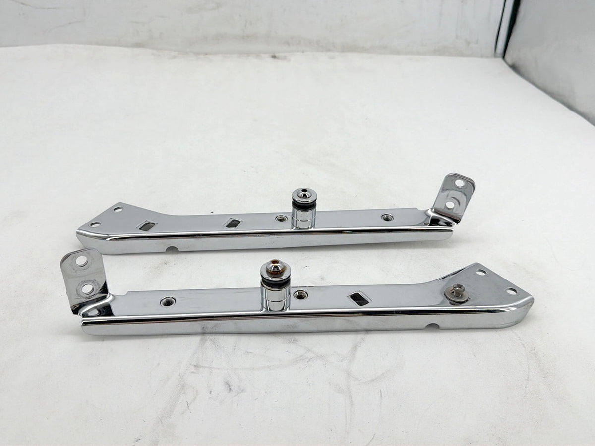 07 Harley Street Glide Touring OEM Left Right Saddlebag Fender Struts Brackets