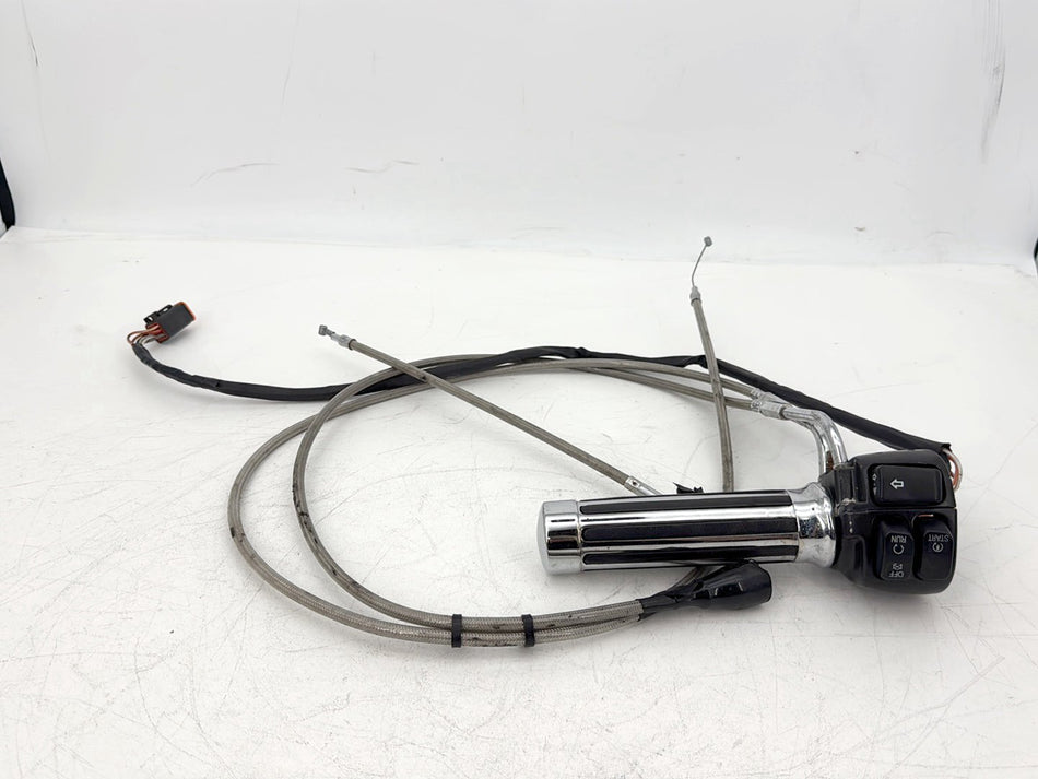 06 Harley Touring FLHRI Road King OEM Right Engine Start Kill Switches Controls