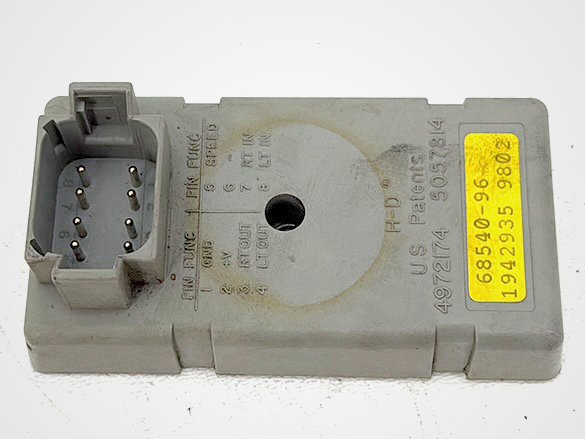 1998 Harley Road King Touring FLHRCI Classic OEM Turn Signal Computer Module TSM