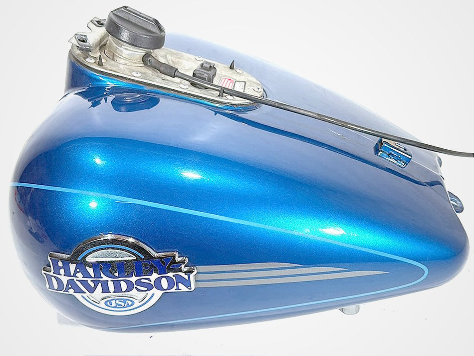 2005 Harley Electra Glide Touring Fuel Gas Tank Gasoline Reservoir w/ Fuel Pump