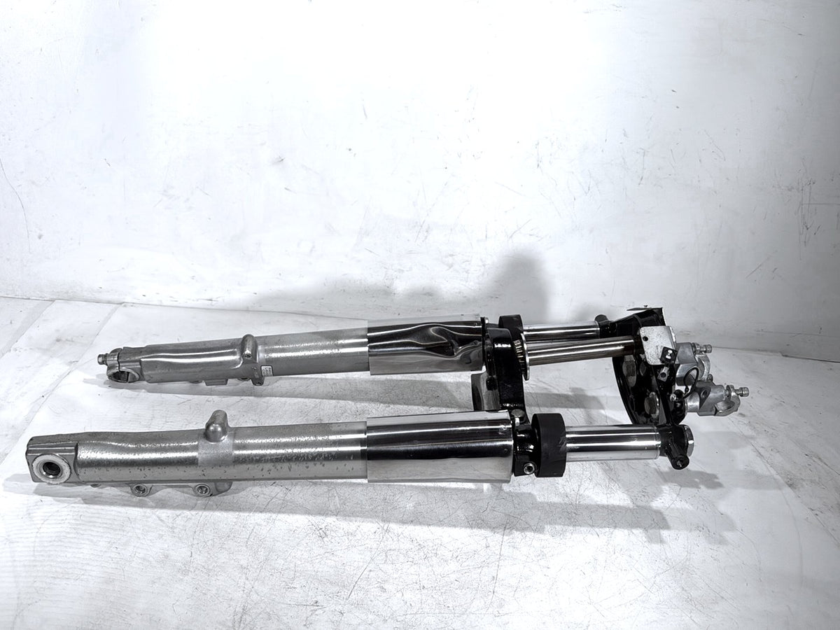 2007 Harley Electra Glide Touring OEM Front Triple Tree LH RH Fork Legs Sliders