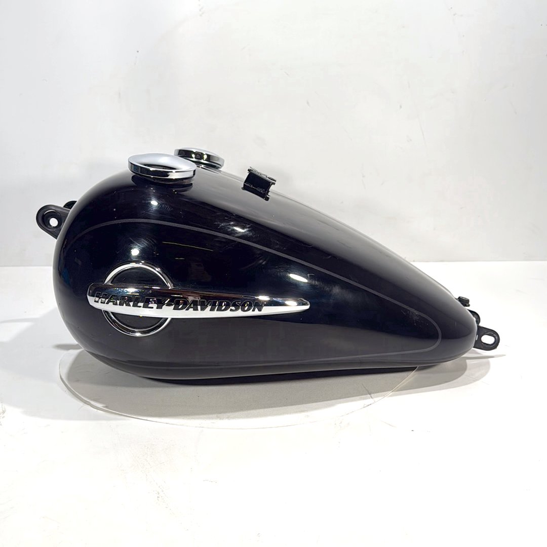 2017 - 2026 Harley-Davidson Softail Heritage Classic 114 Fuel Gas Tank Gasoline Reservoir 61000674