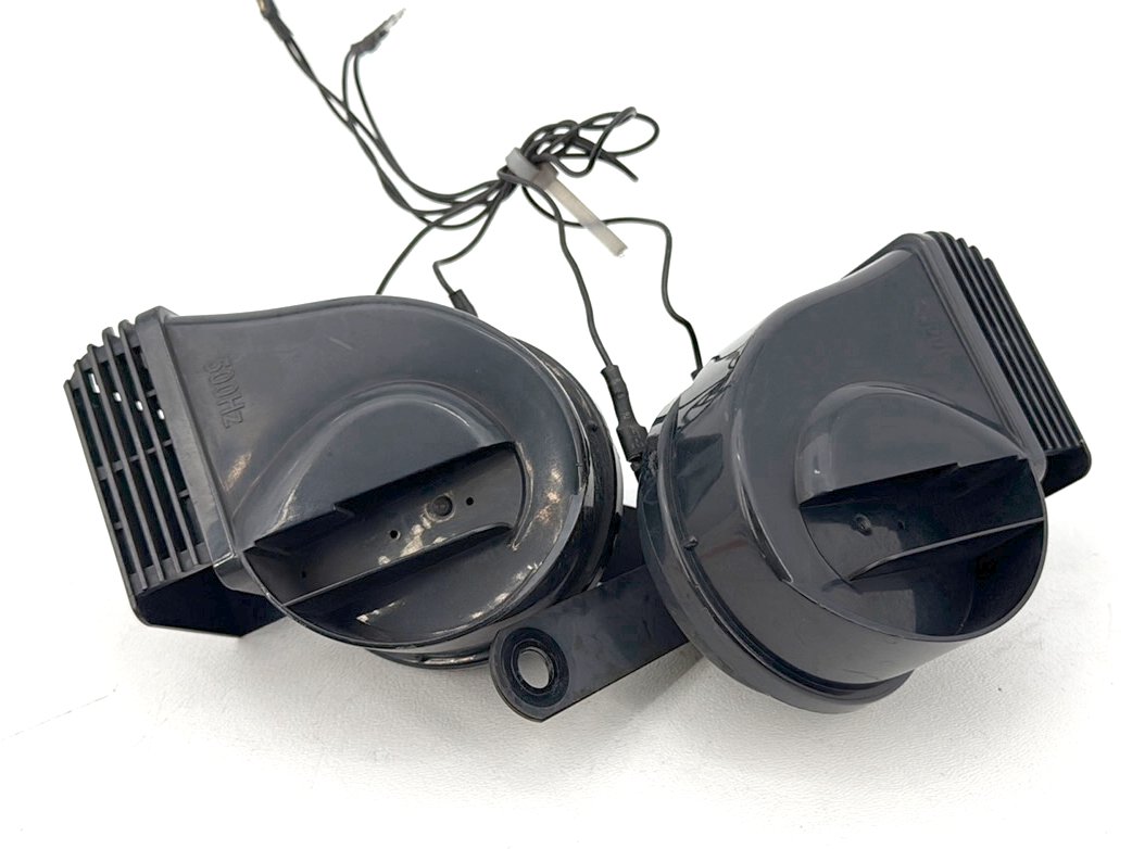 2004 - 2013 Harley-Davidson Sportster 883 Custom Signal Horn Klaxon Beep 69060-90D