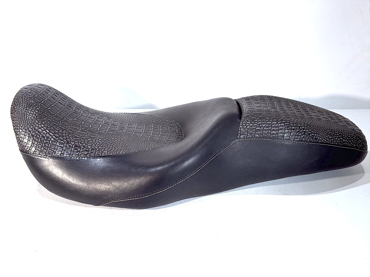 2007 - 2012 Harley-Davidson Touring Street Glide Passenger Rider Driver Seat Saddle