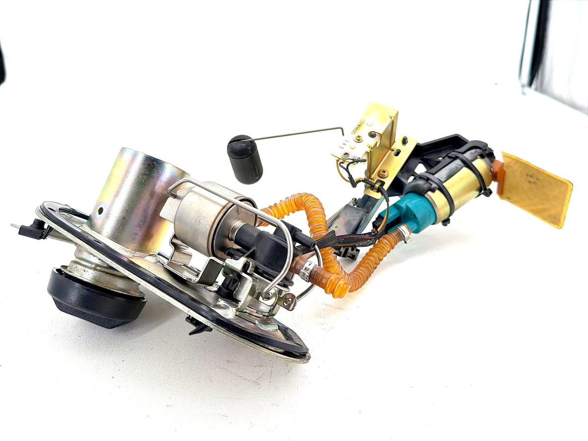 03 Harley Electra Glide Touring Ultra OEM Fuel Pump Gas Gasoline Petrol Sending