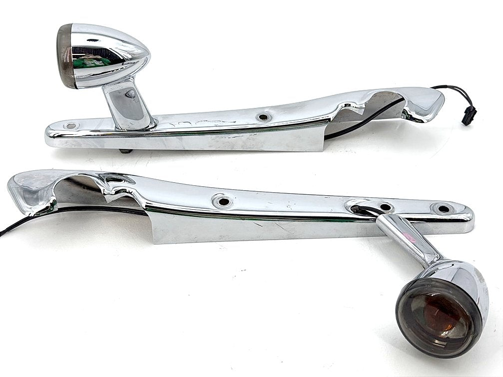 2009 Harley Sportster XL1200C 1200 Custom OEM Rear Left Right Fender Struts Bracket & Turn Signal