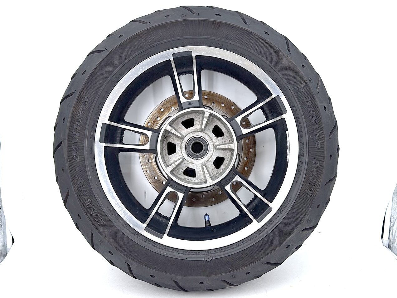 2019 - 2023 Harley-Davidson Touring Street Glide Rear Wheel Rim Tire 40900033
