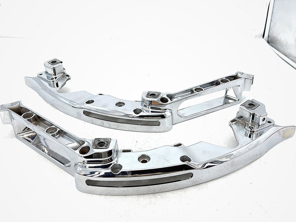 18 Harley Electra Glide Touring OEM Left Right Saddlebag Fender Struts Brackets