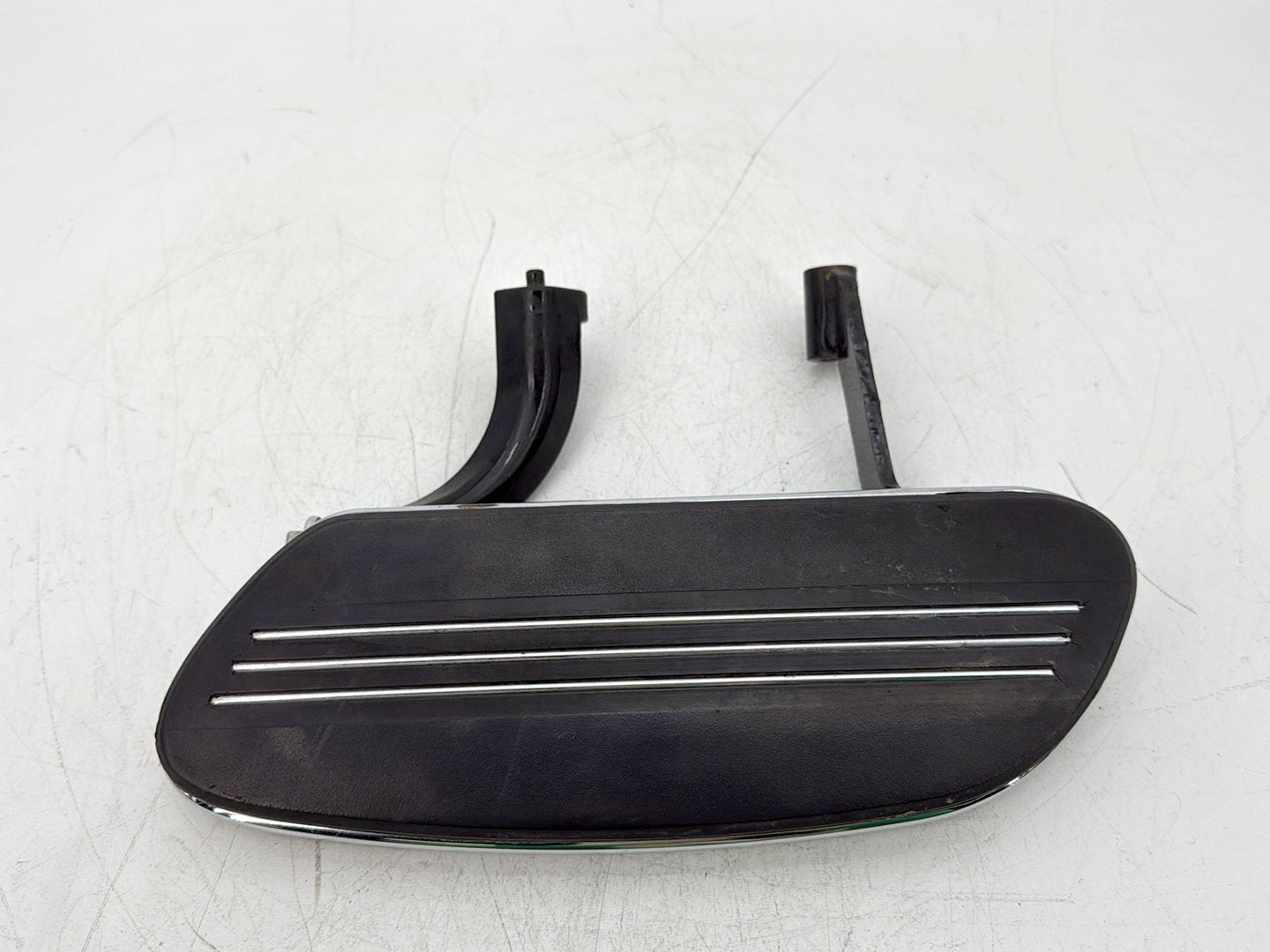 2014 Harley Street Glide Touring FLHXS OEM Right Driver 1 Floorboard Foot Rest