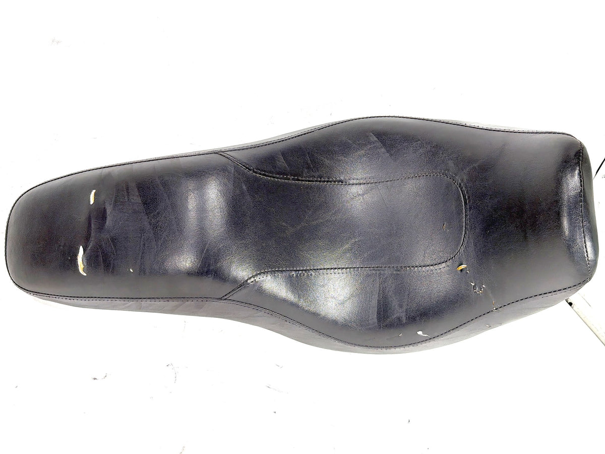 2006 Harley Softail Deuce FXSTDI OEM Passenger Rider Driver Seat Saddle * TORN *