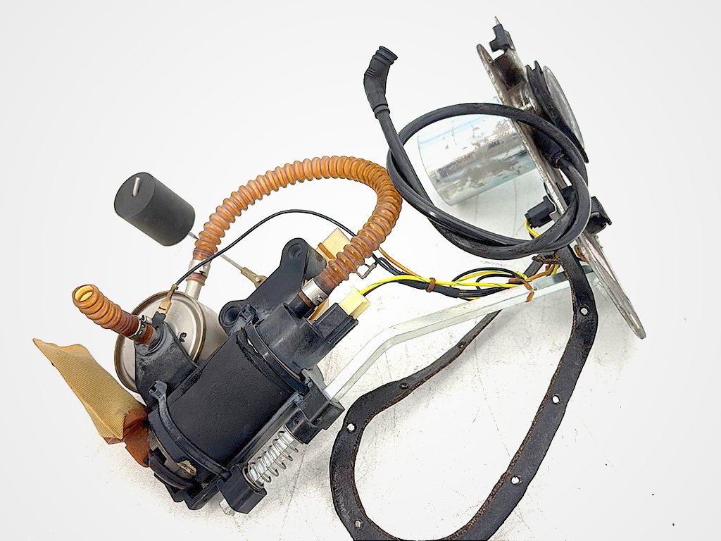 2000 Harley Touring Electra Glide Ultra Fuel Pump Gas Gasoline Petrol Sending
