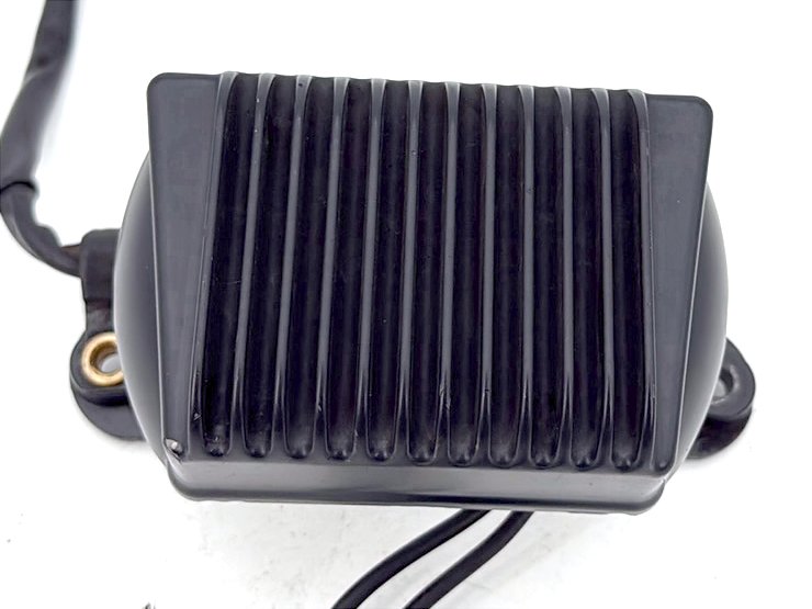 1999 - 2006 Harley-Davidson Touring Road King Custom Voltage Regulator Rectifier   	74505-04