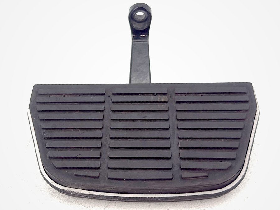 2004 Harley Touring FLHT Electra Glide OEM 1 Passenger Floorboard Foot Rest