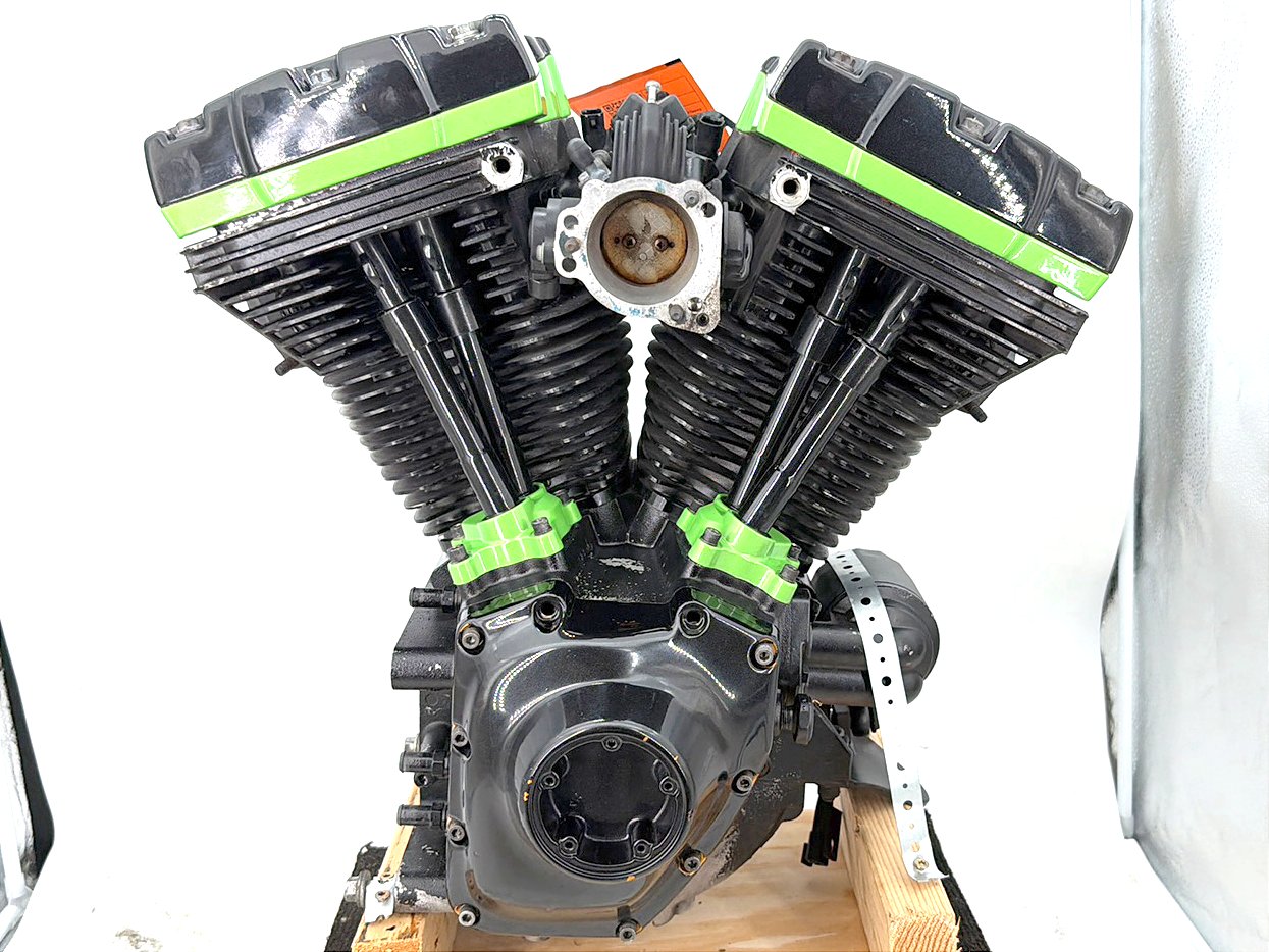 1999 - 2006 Harley-Davidson Touring Electra Glide EFI Twin Cam 88 Engine Motor 19261-06C