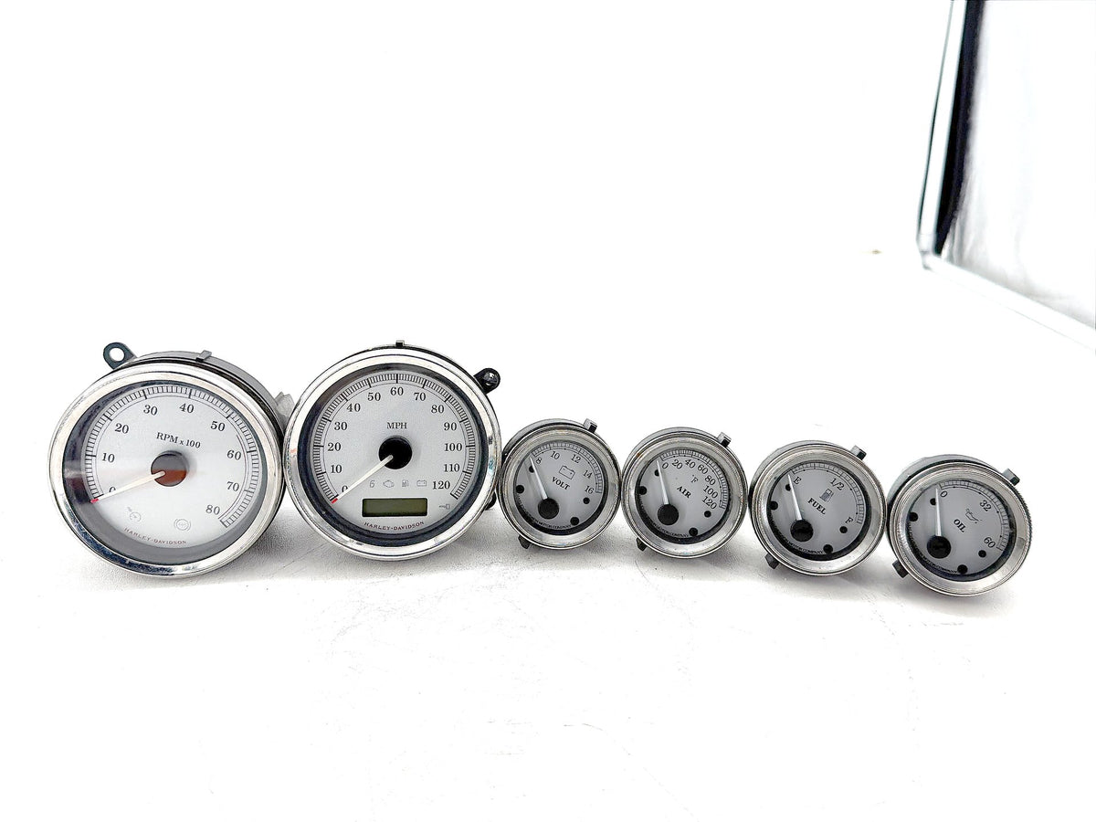 13 Harley Street Glide Touring Air Oil Volt Fuel Tacho Speedo Gauges Silver 67K