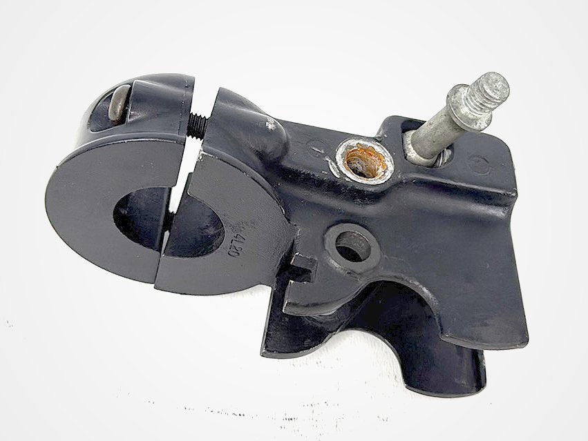2005 Harley Sportster XL883C 883 Custom OEM Clutch Control Lever Perch
