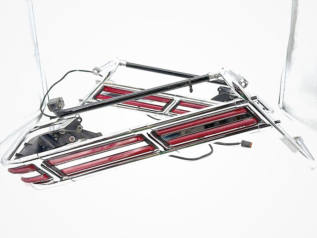 1995 Harley Touring FLHTCI Electra Glide Classic OEM Rear Left Right Saddlebag Guard Rails Bar