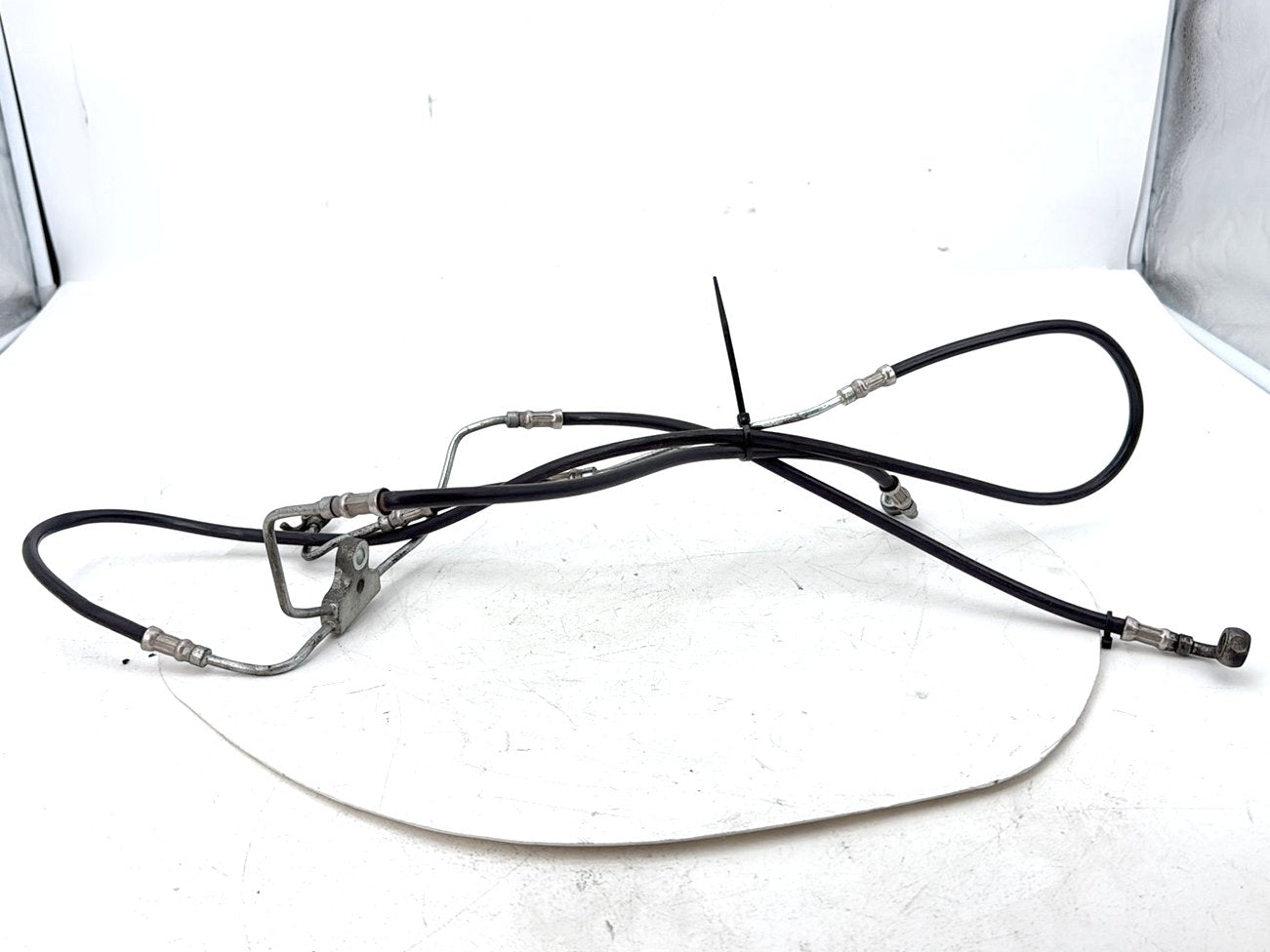 2008 - 2016 Harley-Davidson Touring Electra Glide Ultra Front Brake Hose Line Pipe ABS 40612-09