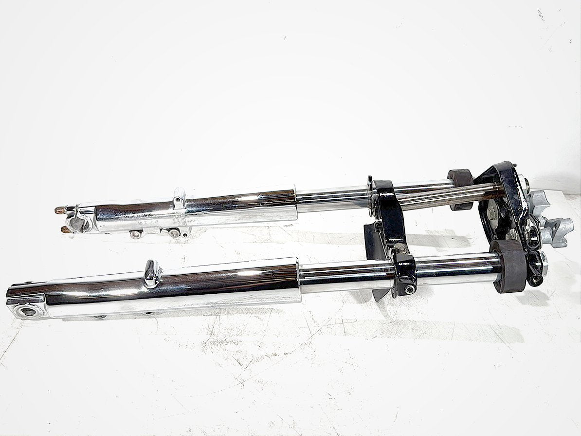 2007 Harley Touring FLHTC Electra Glide Classic OEM Front Triple Tree Set & LH RH Fork Legs Sliders