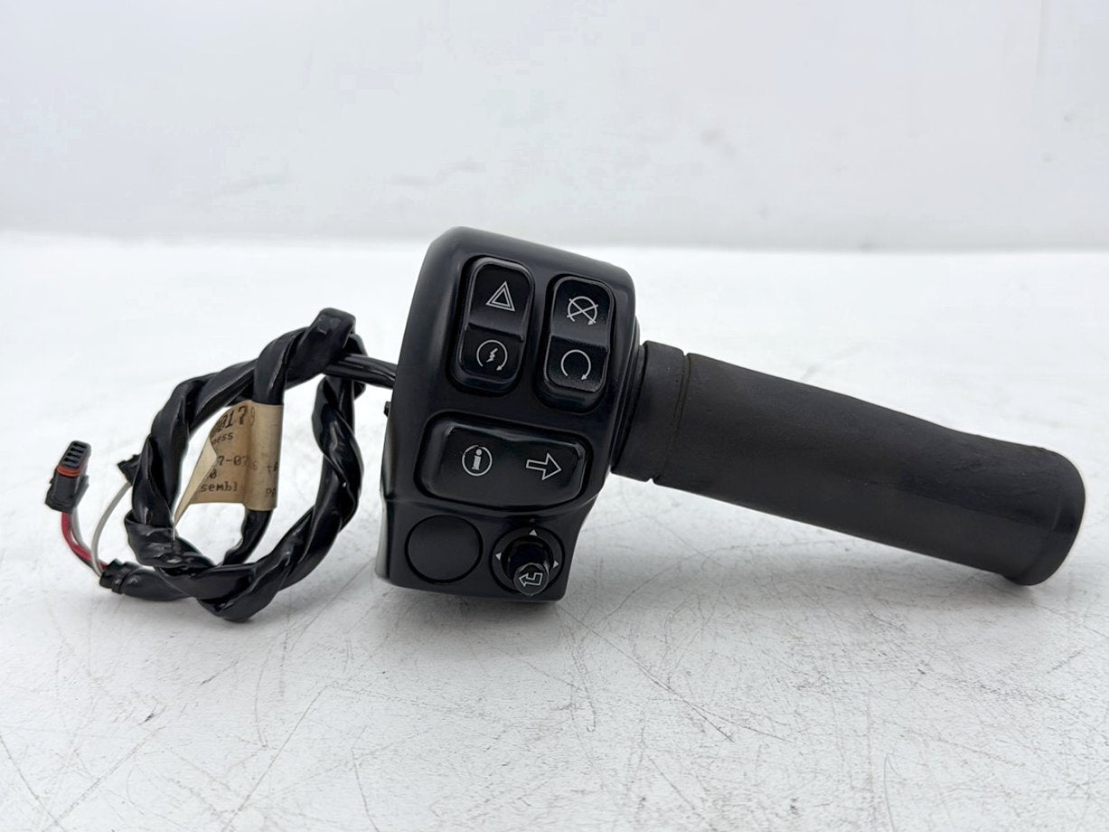 2014 Harley Street Glide Touring FLHXS OEM Right Engine Start Kill Switches Controls