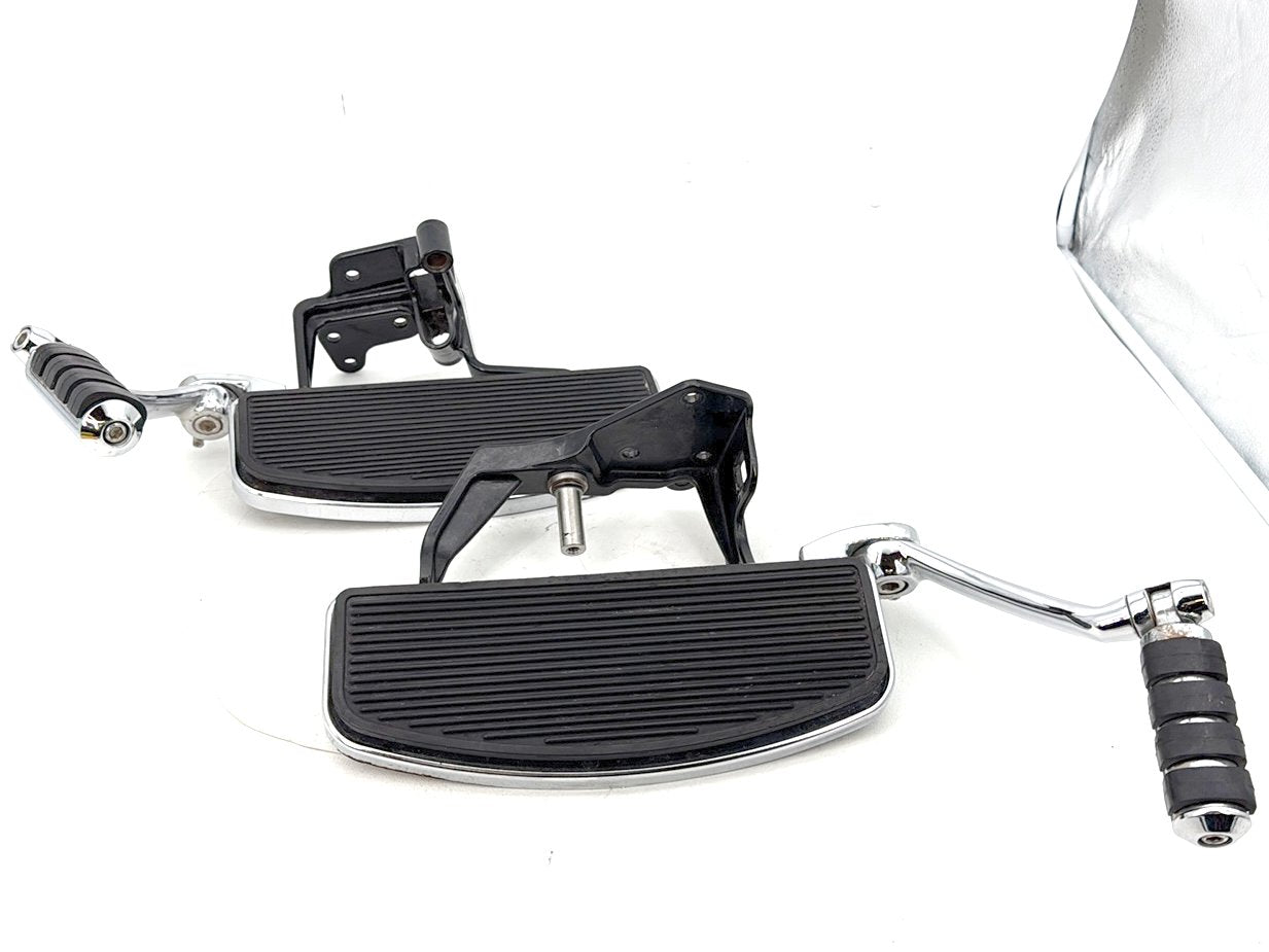 1999 - 2006 Harley-Davidson Softail Heritage Left Right Driver Floorboard Foot Rest 42431-00A