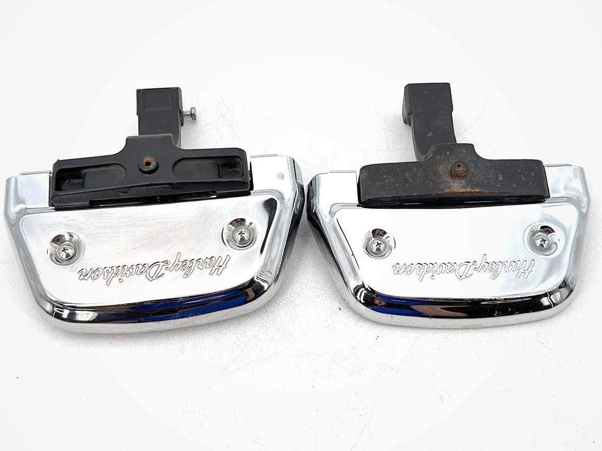 1986 - 1998 Harley-Davidson Softail Heritage Classic Left & Right Passenger Floorboard Foot Rest 50602-89B