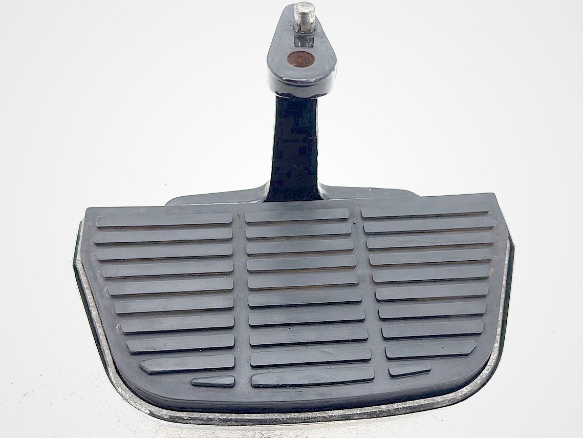 1996 Harley Electra Glide Touring FLHT OEM 1 Passenger Floorboard Foot Rest