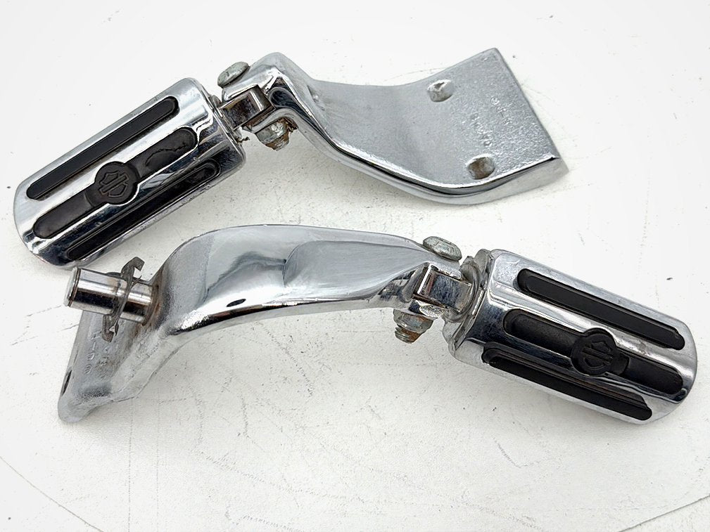 2007 - 2017 Harley-Davidson Dyna Super Glide Custom Left & Right Driver Step Foot Rest Pegs 50639-90A