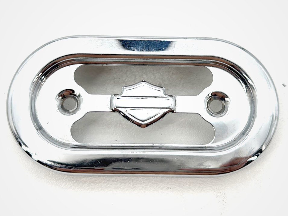 1999 - 2006 Harley-Davidson Dyna Wide Glide Voltage Regulator Cover Guard 74577-97