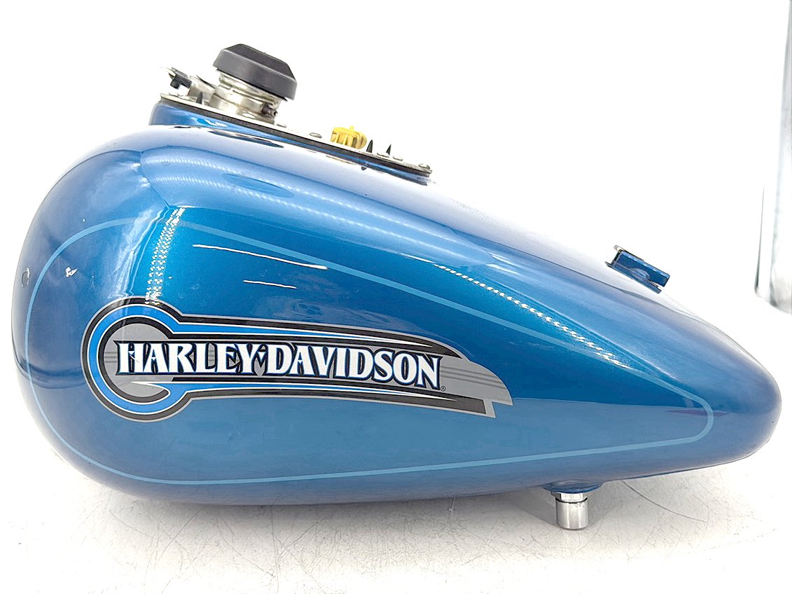 2006 Harley Electra Glide Touring Classic FLHTCI OEM Fuel Gas Tank Gasoline Reservoir
