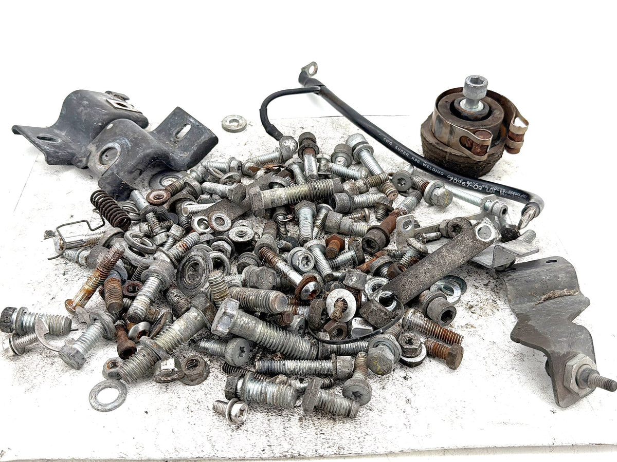 2011 Harley Street Glide Touring FLHX-103 OEM Hardware Bolts Nuts & Brackets