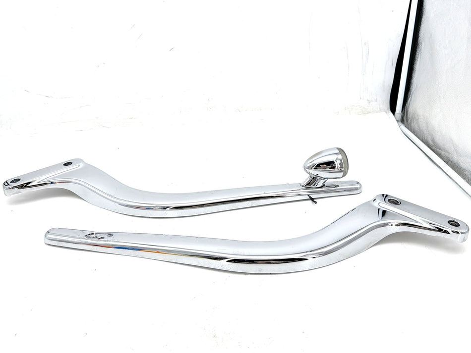 01 Harley Softail Deuce OEM Rear Left Right Fender Struts Bracket & Turn Signal
