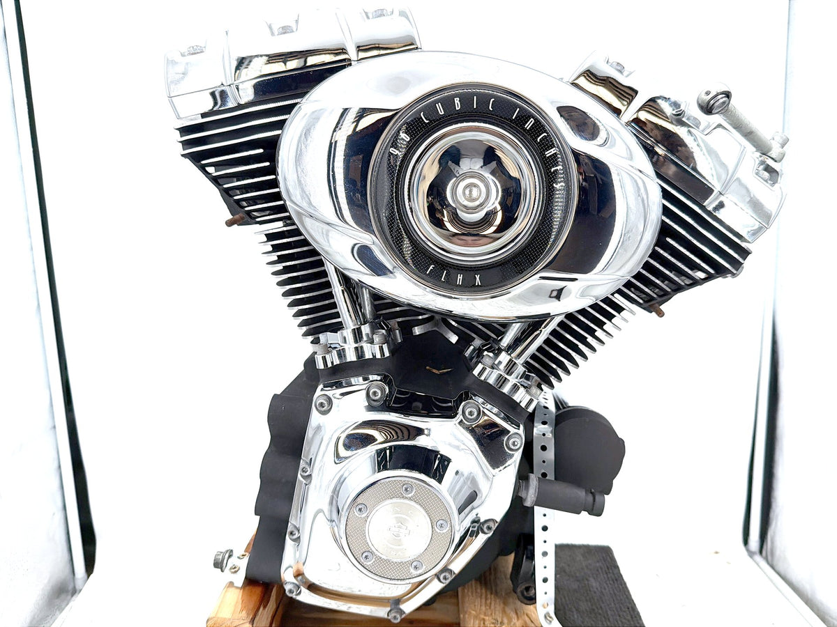 2009 Harley Street Glide Touring FLHX OEM EFI Twin Cam 96 Engine Motor 15K
