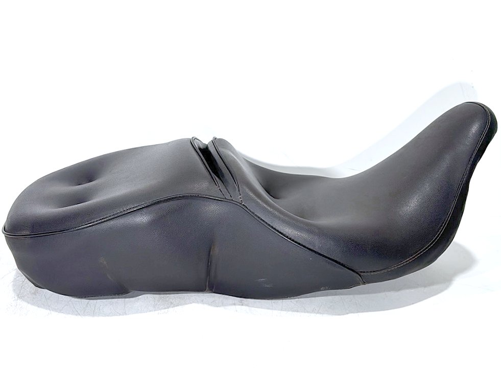 1999 - 2006 Harley-Davidson Touring Electra Glide Classic Passenger Rider Driver Seat Saddle 51704-05