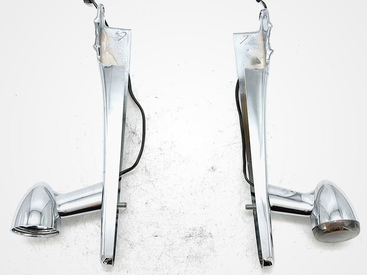 2006 Harley Sportster 1200 Custom XL1200C OEM Rear Left Right Fender Struts Bracket & Turn Signal