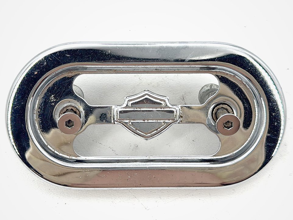 1999 - 2006 Harley-Davidson Dyna Low Rider Voltage Regulator Cover Guard 74518-99A