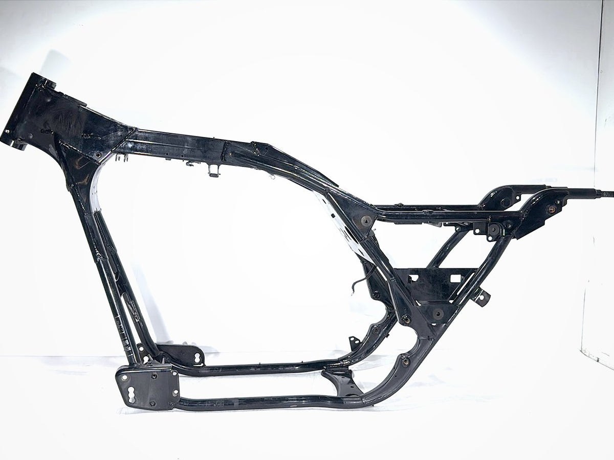 1999 - 2006 Harley-Davidson Touring Electra Glide Classic Body Main Frame Chassis CLN CLR 47900-99B