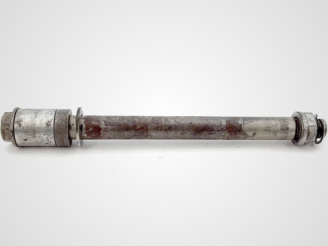 2009 Harley Sportster XL1200C 1200 Custom OEM Rear Wheel Axle Bolt Shaft