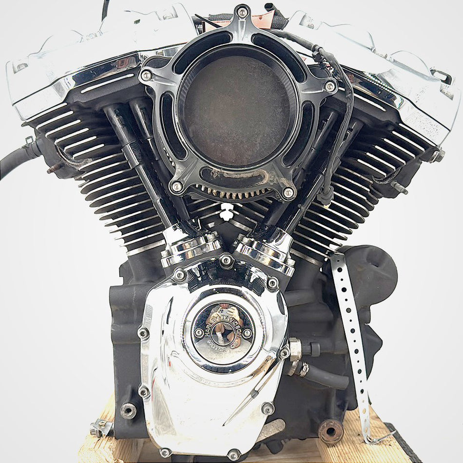 18 Harley Electra Glide Touring Ultra OEM EFI Milwaukee M8 107 Engine Motor 52K