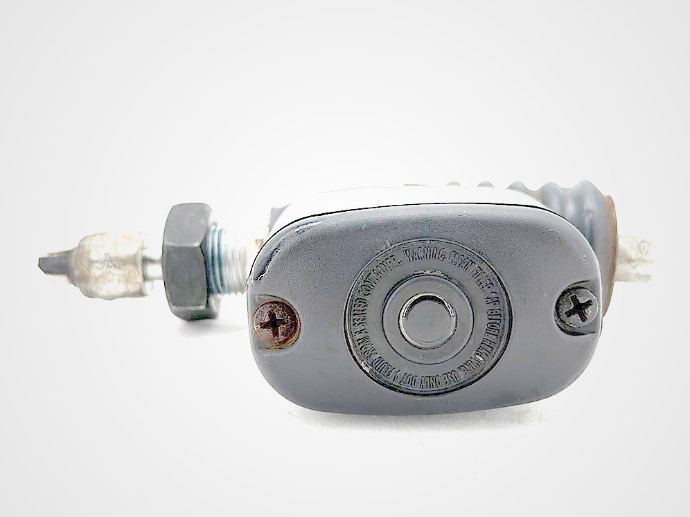 2008 Harley Dyna Fat Bob FXDF OEM Rear Brake Master Cylinder Reservoir