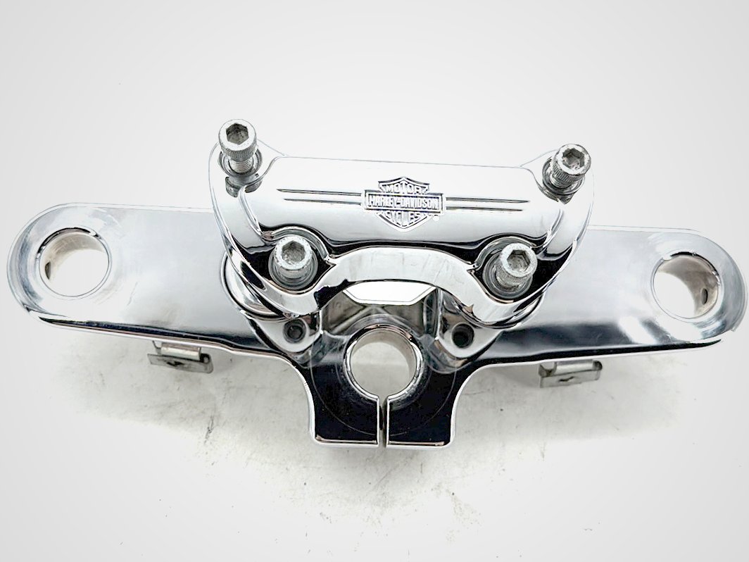 2004 Harley Heritage Softail Classic OEM Front Fork Upper Triple Tree Bracket