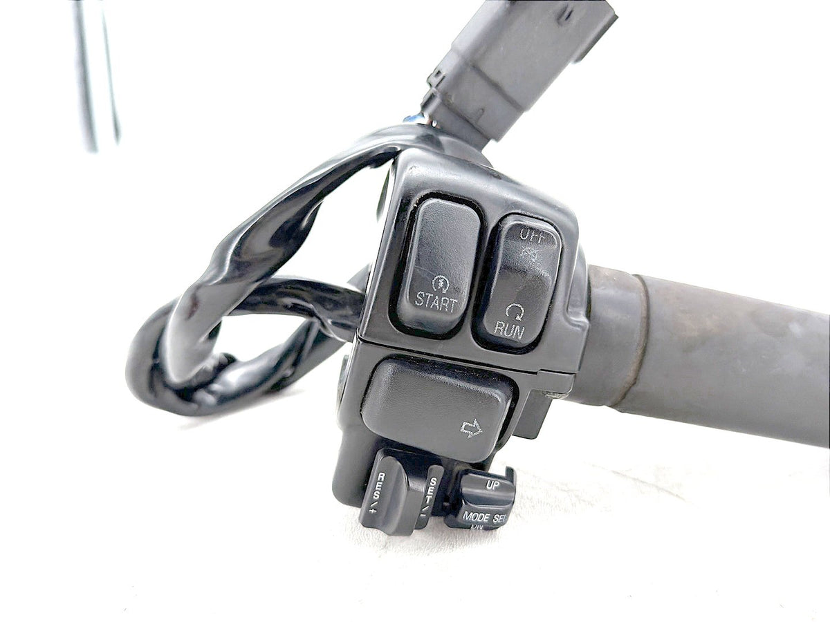 10 Harley Electra Glide Touring Ultra Right Engine Start Kill Switches Controls